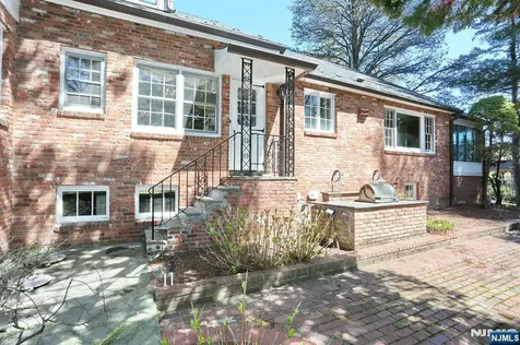 328 Ridgewood Avenue Ridgewood NJ 07450