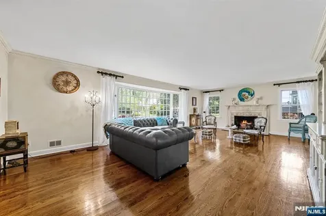328 Ridgewood Avenue Ridgewood NJ 07450