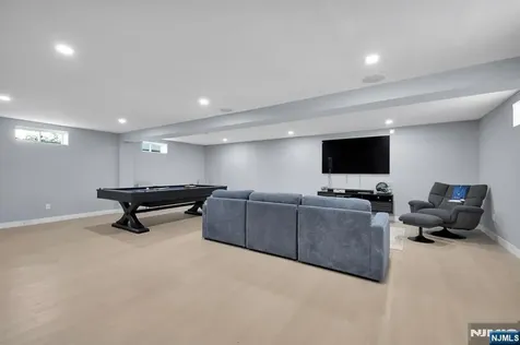 314 Passaic Avenue Rutherford NJ 07070