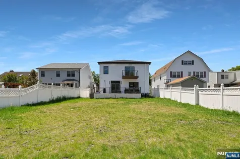 314 Passaic Avenue Rutherford NJ 07070