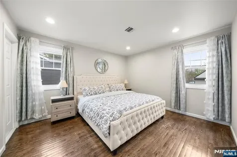 84 Westwood Westwood NJ 07675