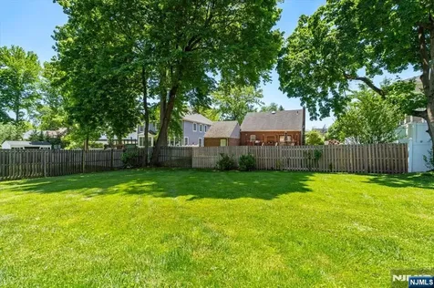 314 Winthrop Road Teaneck NJ 07666