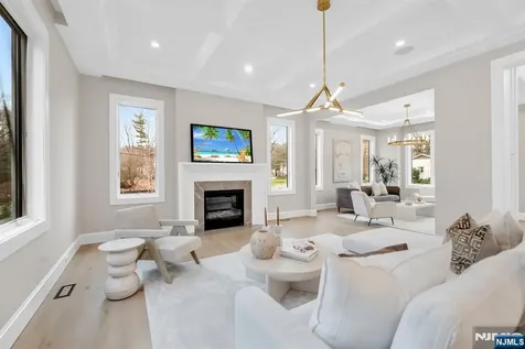 75 Susan Drive Closter NJ 07624