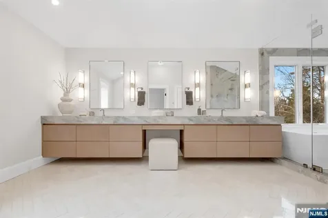 75 Susan Drive Closter NJ 07624
