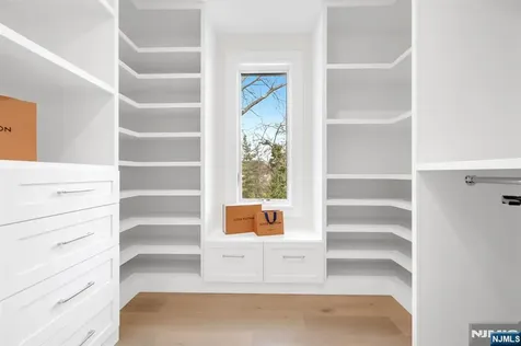 75 Susan Drive Closter NJ 07624