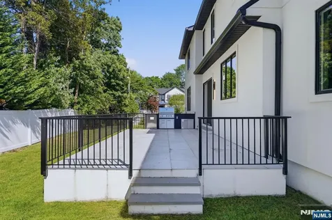 75 Susan Drive Closter NJ 07624