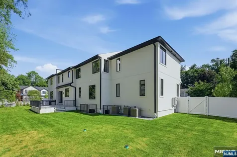 75 Susan Drive Closter NJ 07624
