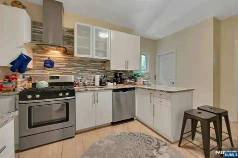 14 Wheeler Street Montclair NJ 07042