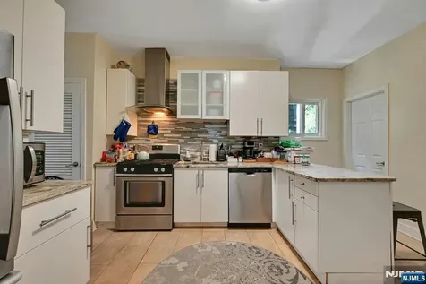 14 Wheeler Street Montclair NJ 07042