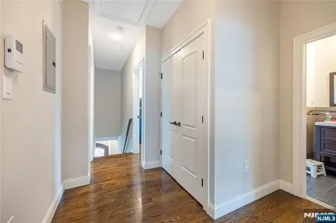 61 Roosevelt Street Cresskill NJ 07626