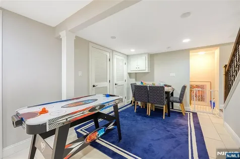 61 Roosevelt Street Cresskill NJ 07626