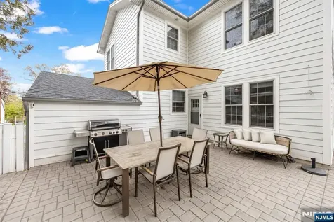 61 Roosevelt Street Cresskill NJ 07626