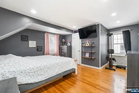 155 Ivy Newark NJ 07106
