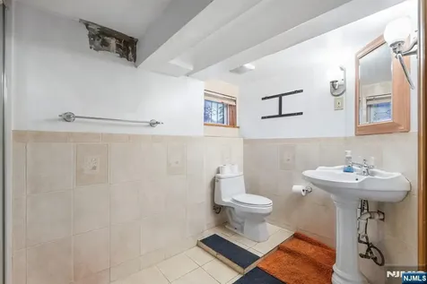 155 Ivy Newark NJ 07106