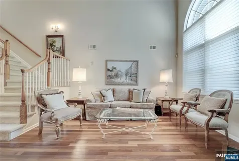 26 Depaolo Court Roseland NJ 07068