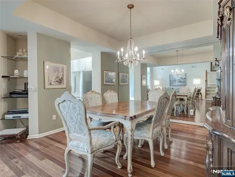 26 Depaolo Court Roseland NJ 07068