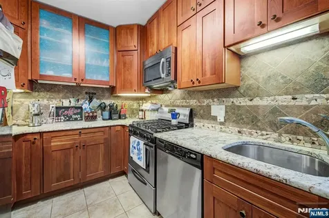 33 62nd West New York NJ 07093