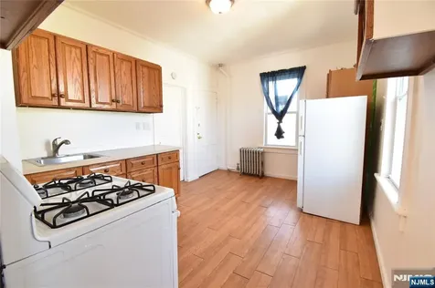 94 Grant Street Passaic NJ 07055
