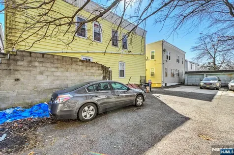 67-91 Stockman Place Irvington NJ 07111