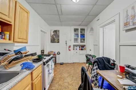 67-91 Stockman Place Irvington NJ 07111