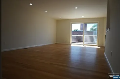 66 Terhune Lodi NJ 07644