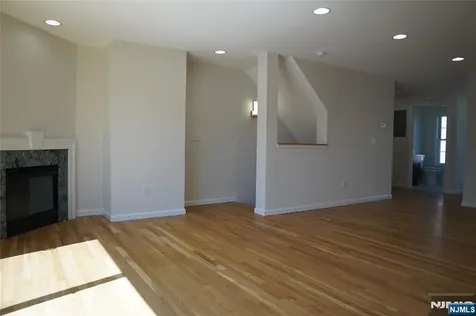 66 Terhune Lodi NJ 07644