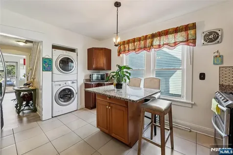 663 Paulison Avenue Clifton NJ 07011