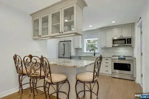 389 Bergen Boulevard Oradell NJ 07649