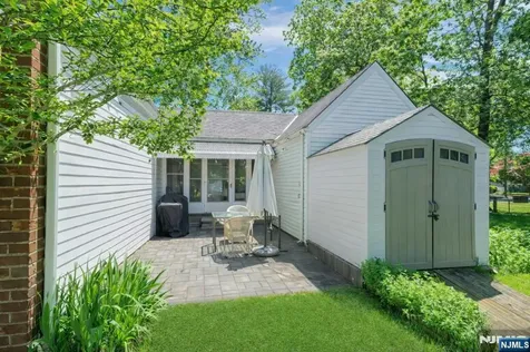 389 Bergen Boulevard Oradell NJ 07649