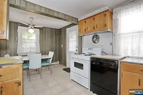24 Erie Street Dumont NJ 07628