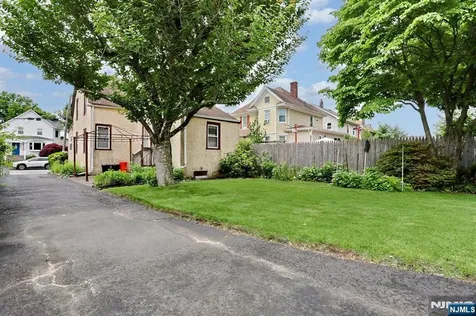 24 Erie Street Dumont NJ 07628