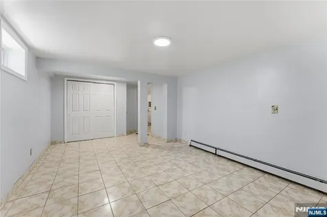 72 Clarendon Place Hackensack NJ 07601