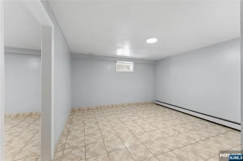 72 Clarendon Place Hackensack NJ 07601