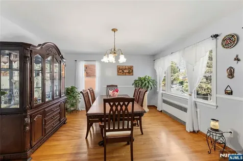 72 Clarendon Place Hackensack NJ 07601