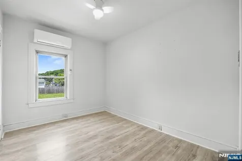 19-21 John Wilton Street Franklin NJ 07416