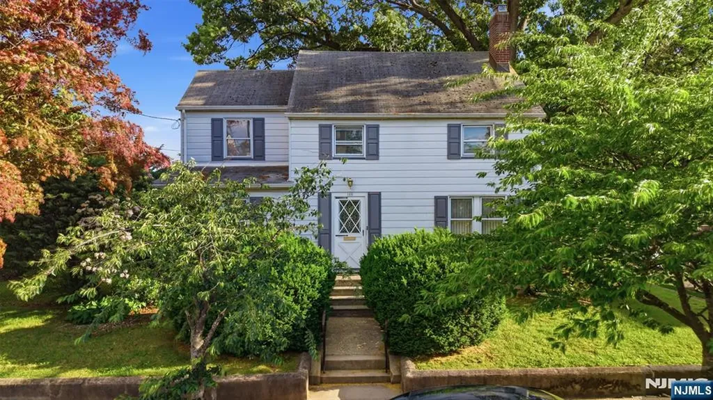 189 Tappan Avenue Belleville NJ 07109