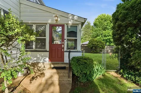 189 Tappan Avenue Belleville NJ 07109
