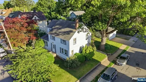 189 Tappan Avenue Belleville NJ 07109