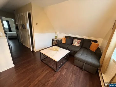 133 Paterson Avenue Wallington NJ 07057