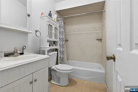 131 Paterson Avenue Wallington NJ 07057