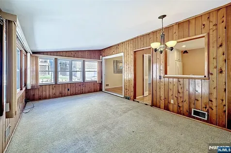 8 Mohawk Avenue Rockaway Township NJ 07866