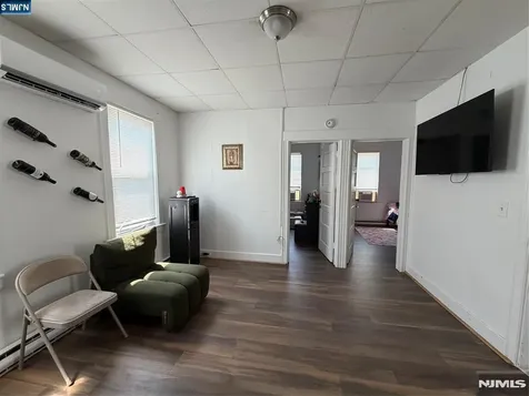 173 Corabelle Avenue Lodi NJ 07644