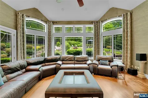 127 Waughaw Road Montville Township NJ 07082