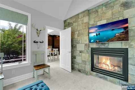 127 Waughaw Road Montville Township NJ 07082