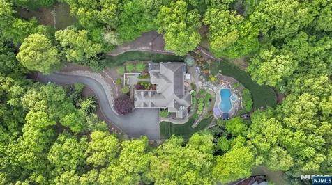 127 Waughaw Road Montville Township NJ 07082