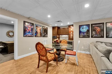 127 Waughaw Road Montville Township NJ 07082