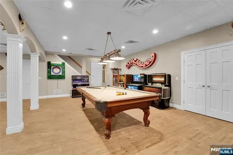 127 Waughaw Road Montville Township NJ 07082