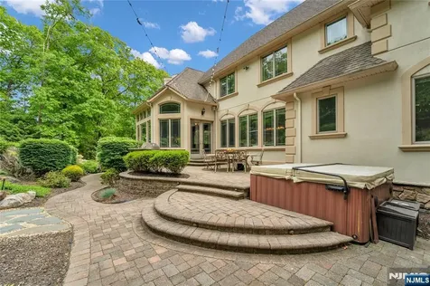 127 Waughaw Road Montville Township NJ 07082