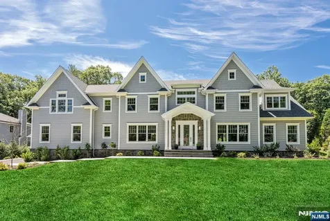 520 Clinton Avenue Wyckoff NJ 07481