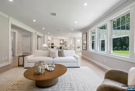 520 Clinton Avenue Wyckoff NJ 07481